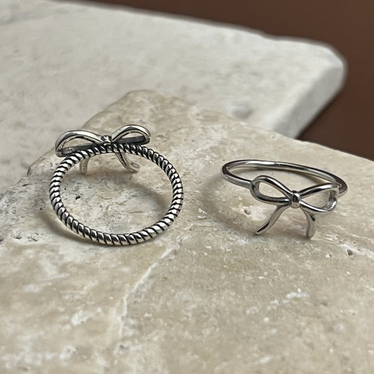 Dainty Bow Ring